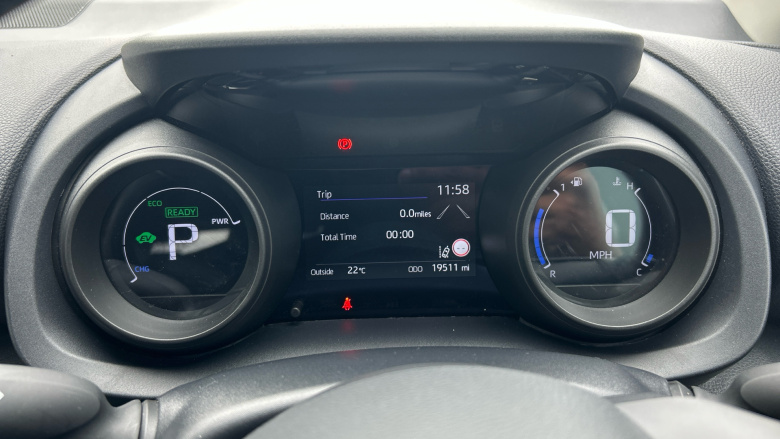 Toyota Yaris 1.5 Hybrid Design 5dr CVT Hybrid Hatchback